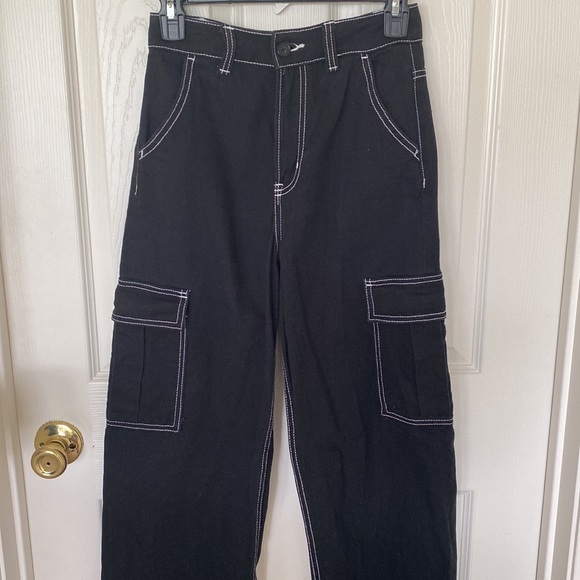 “H&M” black jeans w white threading; size 0; NWOT - Picture 2 of 5